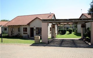 3 Bedroom Townhouse in The Coves