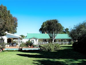 4.5 ha Farm in Howick