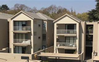 2 Bedroom Apartment in Saxonwold