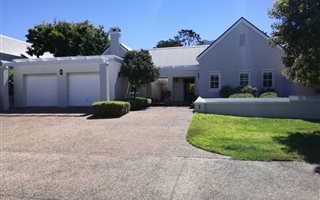 3 Bedroom House in Steenberg Golf Estate