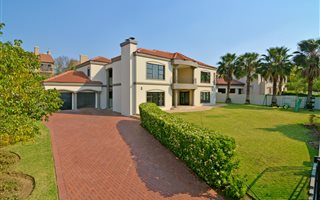 3 Bedroom House in Dainfern