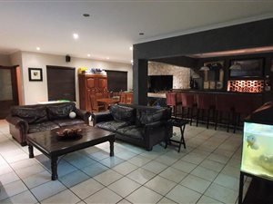 3 Bed House in Amandelsig