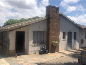 4 Bed House in Pinelands