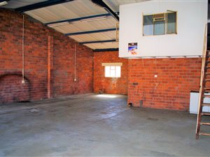 150 m² Commercial space in Newcastle Central