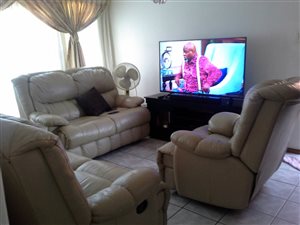 2 Bed House in Karen Park