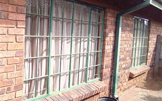 2 Bedroom Townhouse in Bloemfontein