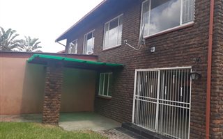 3 Bedroom Duplex in Del Judor