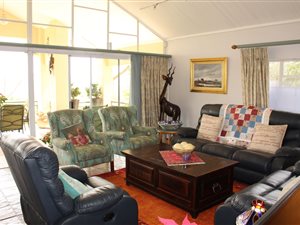 4 Bed House in Zandfontein AH