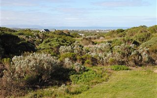 1120 m² Land available in St Francis Links