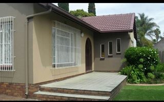 3 Bedroom House in Birchleigh North