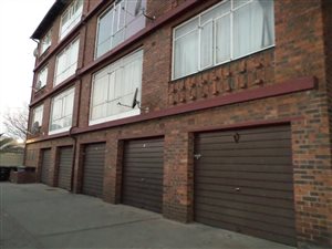 2 Bed Flat in Germiston South