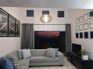 2 Bed Apartment in Fourways