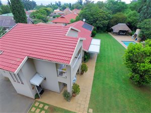 6 Bed House in Brackendowns