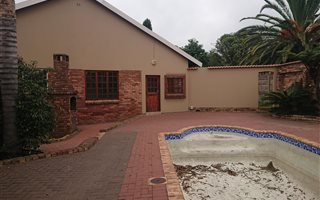 3 Bedroom House in Die Heuwel