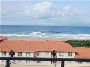 3 Bedroom Apartment in Illovo Beach