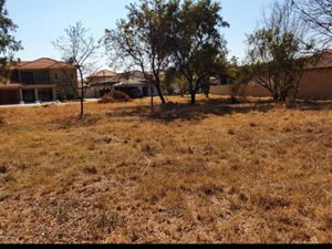 522 m² Land available in Theresa Park