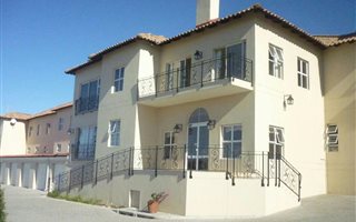 2 Bedroom House in Amanda Glen