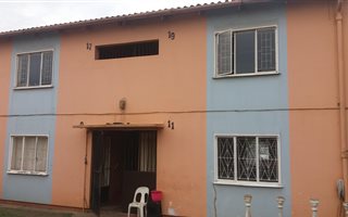 2 Bedroom Apartment in Shastri Park