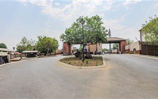 2 Bedroom Apartment in Castleview