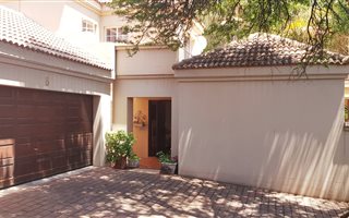 4 Bedroom House in Eldoglen