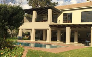 1 Bedroom Apartment in Lonehill