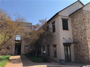 113 m² Office Space in Eldoraigne
