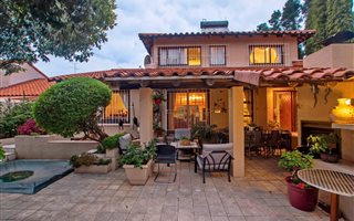 3 Bedroom House in Bryanston