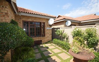 3 Bedroom Townhouse in Vaalpark