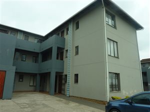 2 Bed Apartment in Richards Bay Central