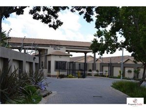 4 Bed Cluster in Country View