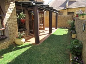 2 Bed Townhouse in Vanderbijlpark SW5