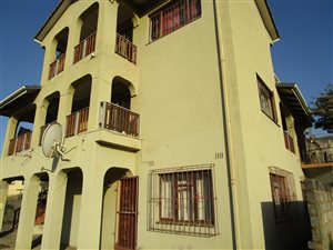 7 Bed House in Port Shepstone