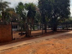 2552 m² Land available in Hatfield