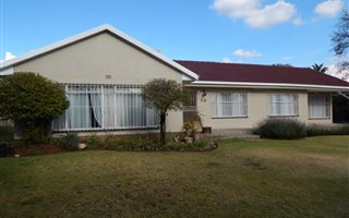 3 Bedroom House in Noordheuwel