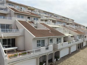3 Bed Apartment in Westbrook