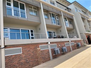 2 Bed House in Bryanston West