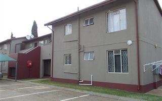 3 Bedroom Townhouse in Benoni North