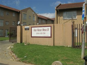 2 Bed Townhouse in Alan Manor