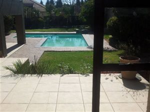4 Bed House in Fourways Gardens