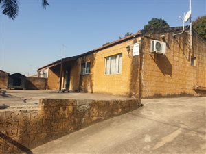 3 Bed House in Whetstone