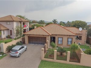 3 Bed Townhouse in Honeydew Ridge