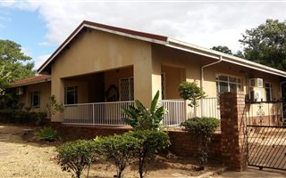 4 Bedroom House in Phalaborwa