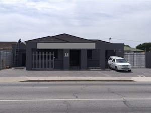 200 m² Office Space in Newton Park