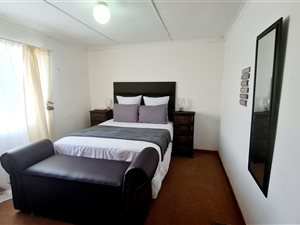 2 Bed Apartment in King Williams Town