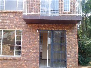 3 Bed Townhouse in Meyerspark