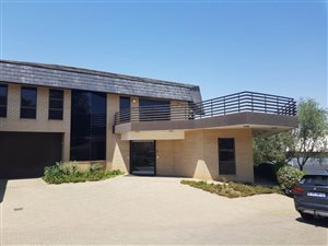 1050 m² Industrial space in Kyalami