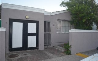 4 Bedroom House in Mitchells Plain