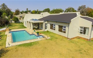 4 Bedroom House in Sunninghill
