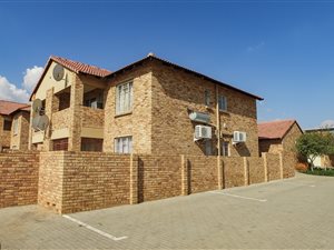 3 Bed House in Theresa Park