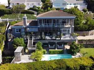 5 Bed House in Lower Robberg